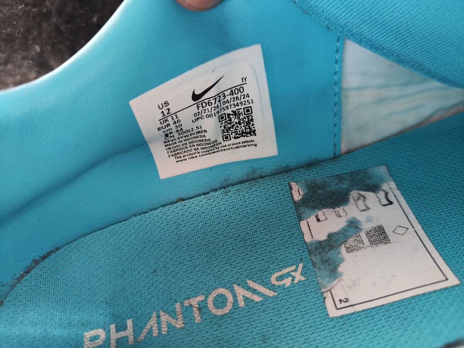 Chuteira Nike Phantom