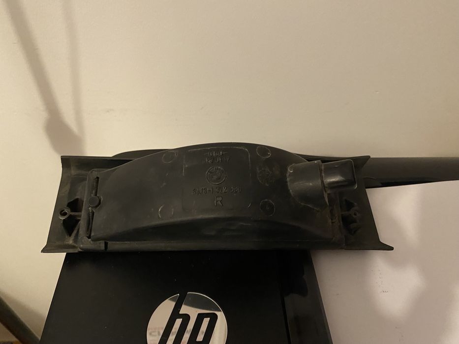 Farol de BMW E30 sem vidro protetor