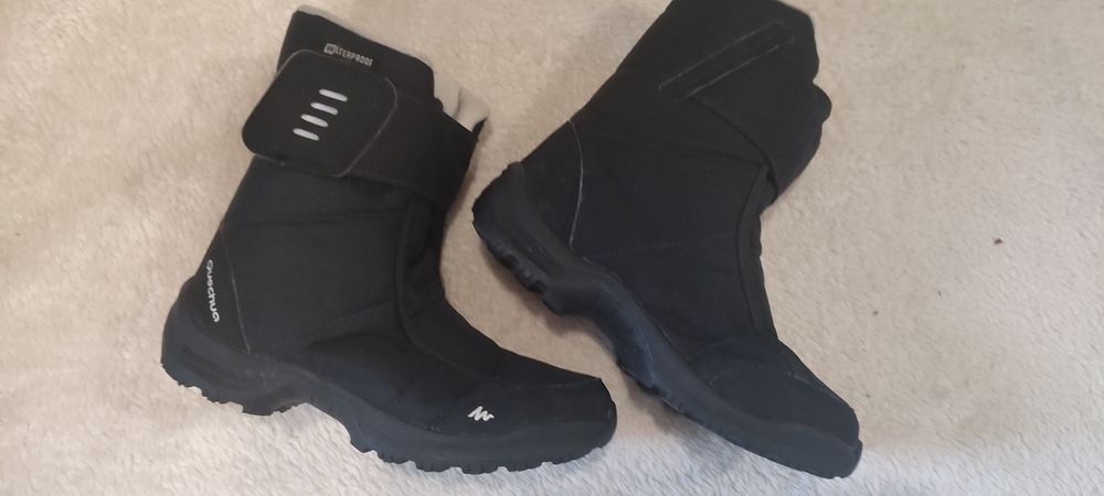 Śniegowce 32 queschua32 wodoodporne JAK NOWE  buty zimowe 32 WATERPROO