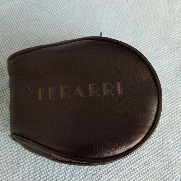 Солнцезащитные очки Ferrari