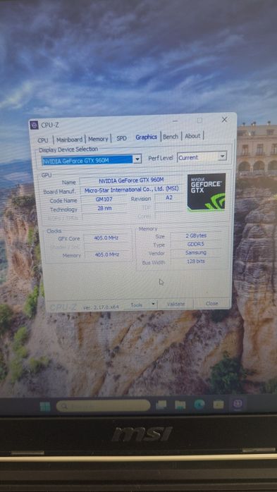 Portátil MSI Apache