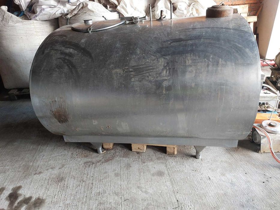 Schładzalnik do mleka 1750 litrów, stan bardzo dobry