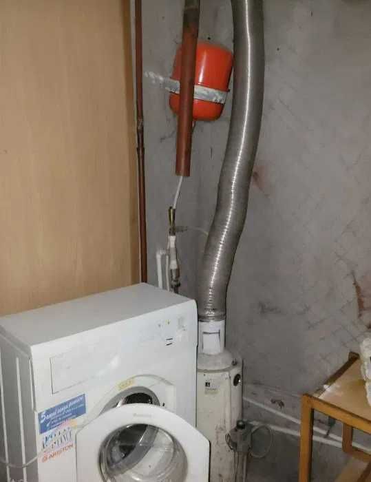 (13) Продам будинок у с. Малодолинське