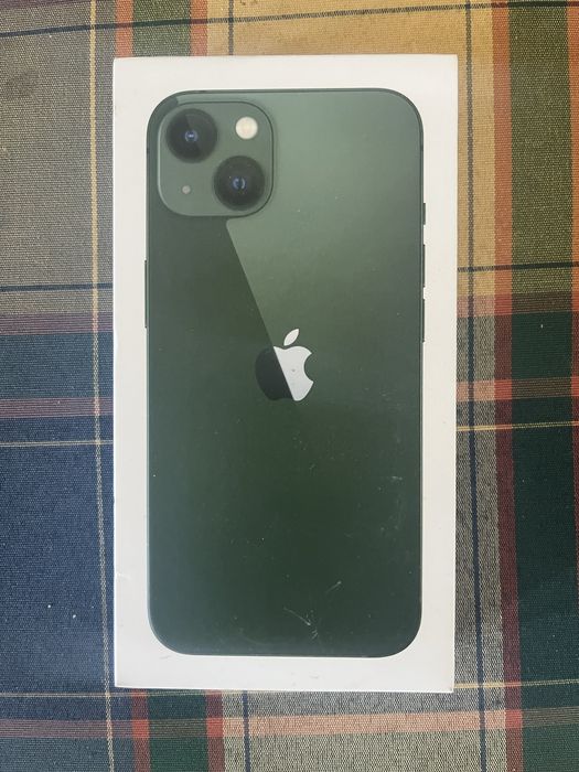 Caixa Iphone 13 como novo