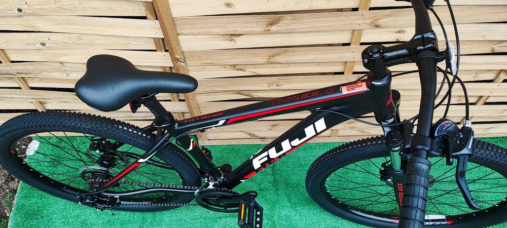 Rower Fuji Nevada 3.0 17 cali  27.5