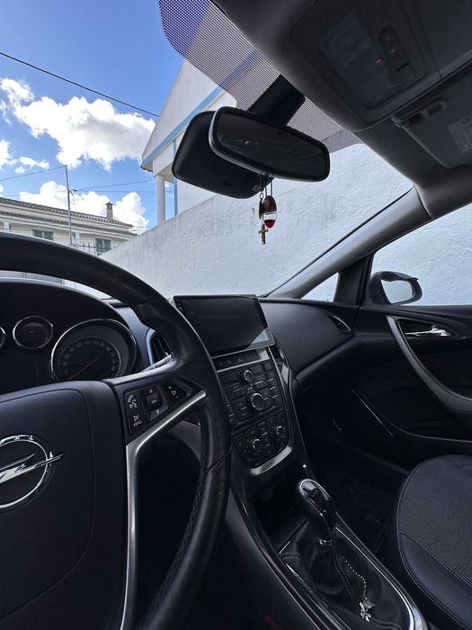 Opel Astra — fotografia 6