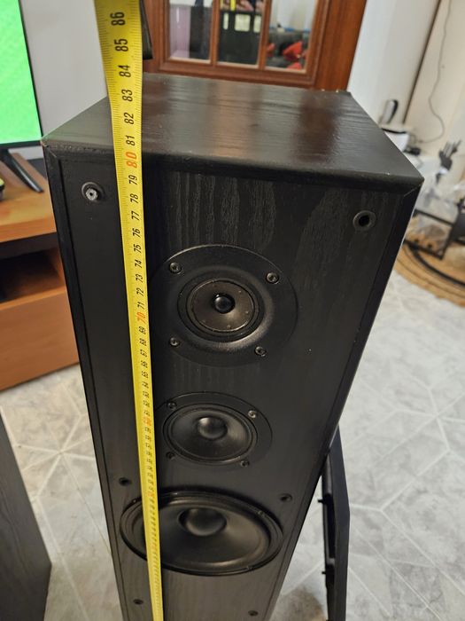 Colunas Jamo Studio 160
