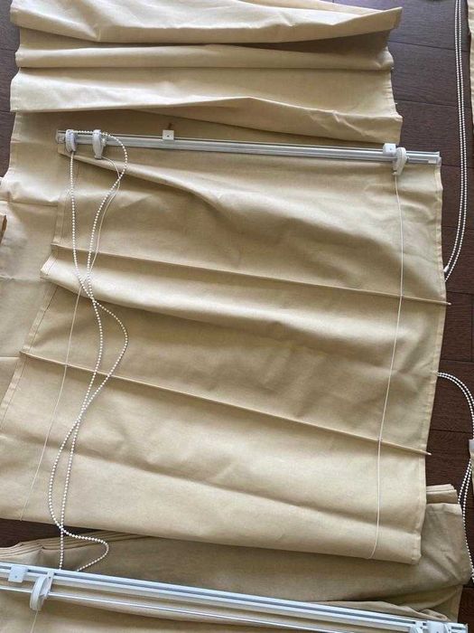 Conjunto 5 cortinas, pack de montagem completo. Semi novas.