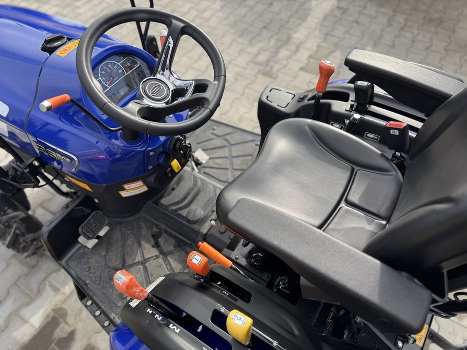 Nowy ciagnik traktor ogrodniczy komunalny FARMTRAC 26 PRO 4WD | Raty |