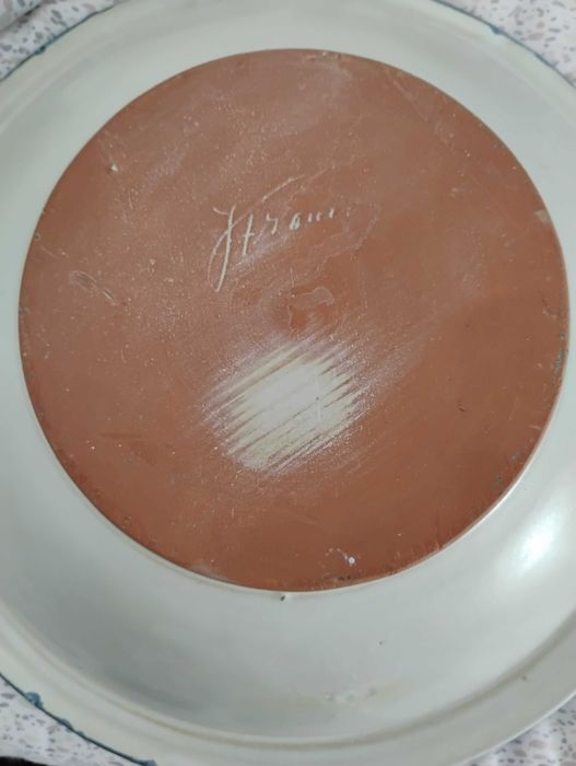 Lavatório em barro feito pelo José Franco