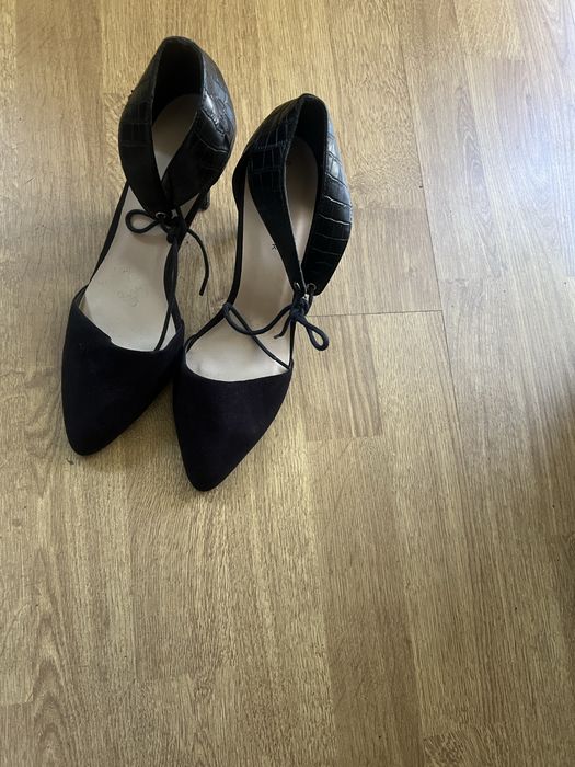 Buty damskie iprezowy styl New look roz .38