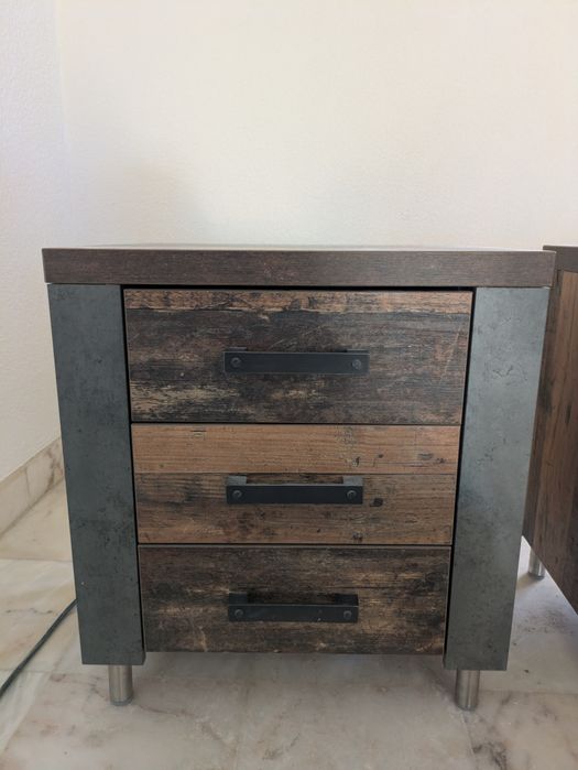 Conjunto de 2 Mesas de cabeceira