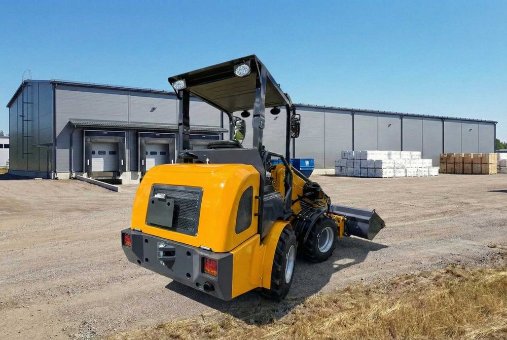 ŁADOWARKA TELESKOPOWA  1100kg Kubota 25KM NOWA 2026 zestaw narzędzi