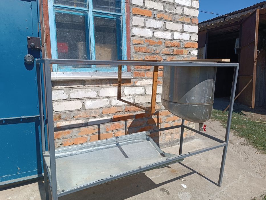 Стіл для розпечатуваня рамок