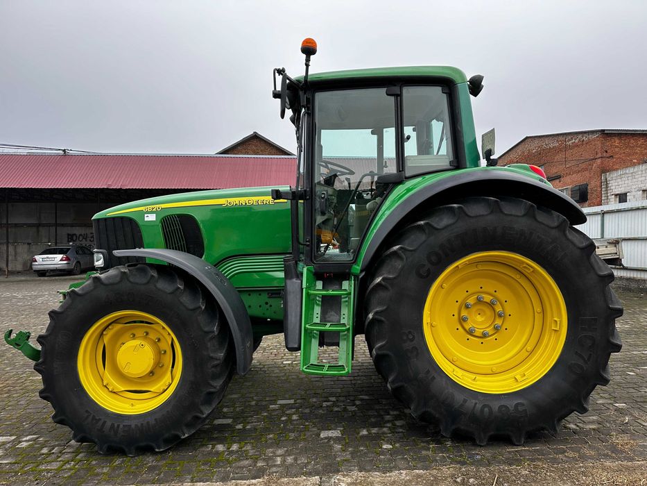 Трактор John Deere 6820 - 2003рік
