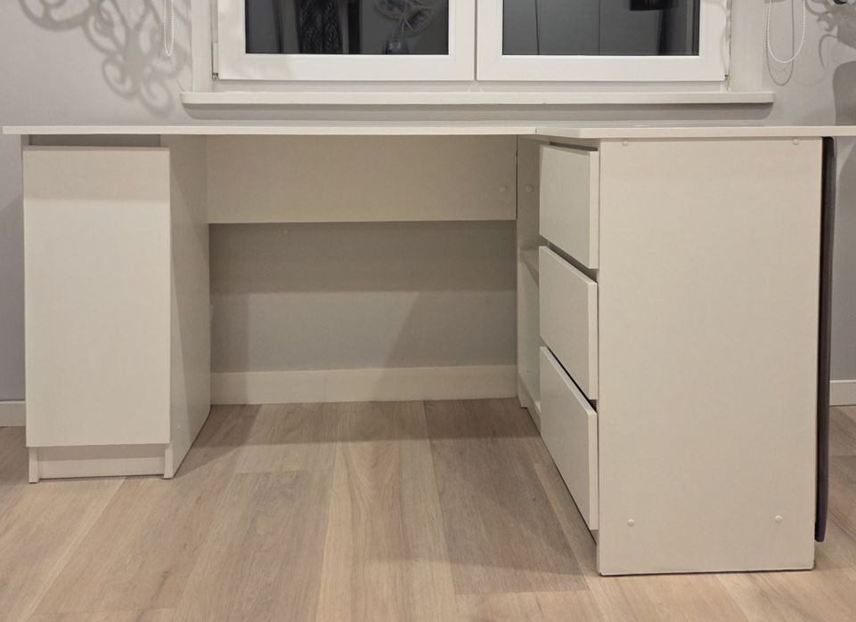 Duże białe biurko z 3 szufladami i szafką - bardzo dobry stan