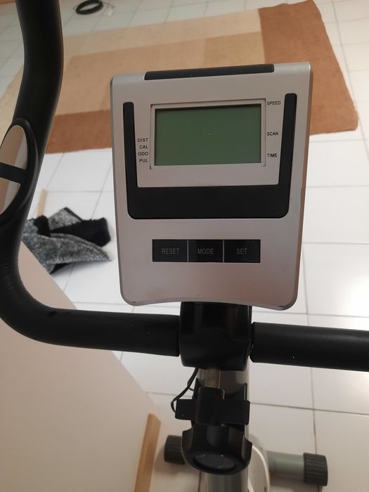 Bicicleta estática424443491365703681