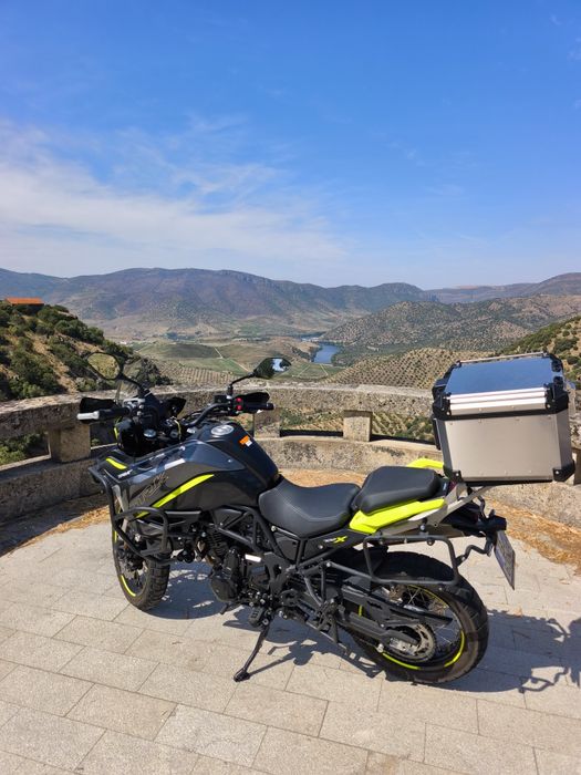 Moto Benelli TRK 702x