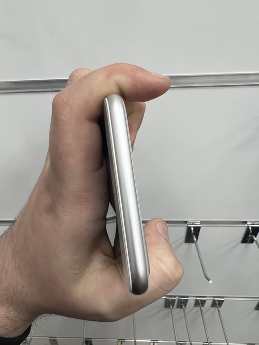 iPhone 8 Plus 64GB Silver