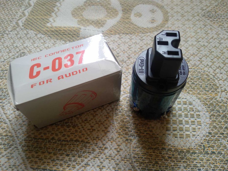 Продам  конденсаторы  nichicon hi-sound 8200 mf 71 v