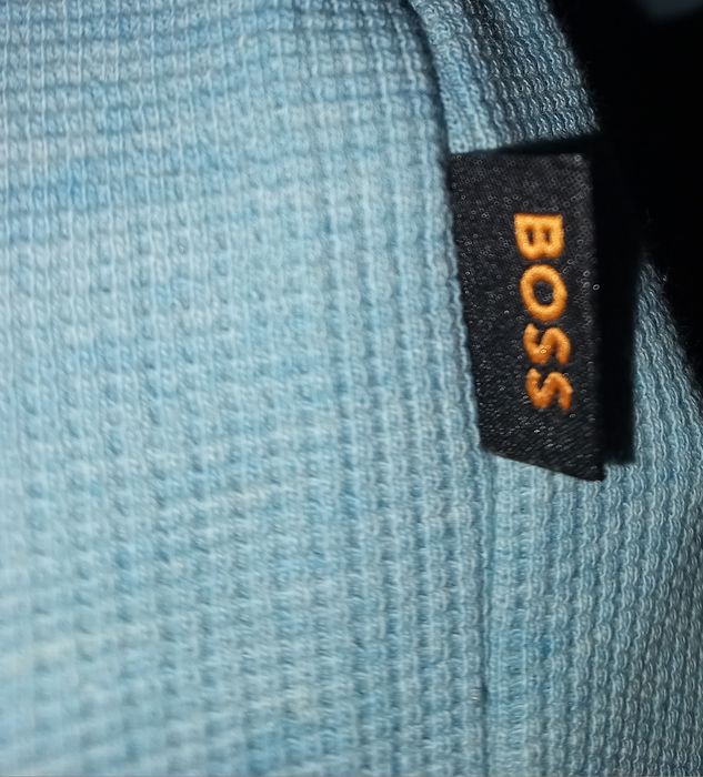 Фирменный свитшот лонгслив Hugo Boss. Оригинал.