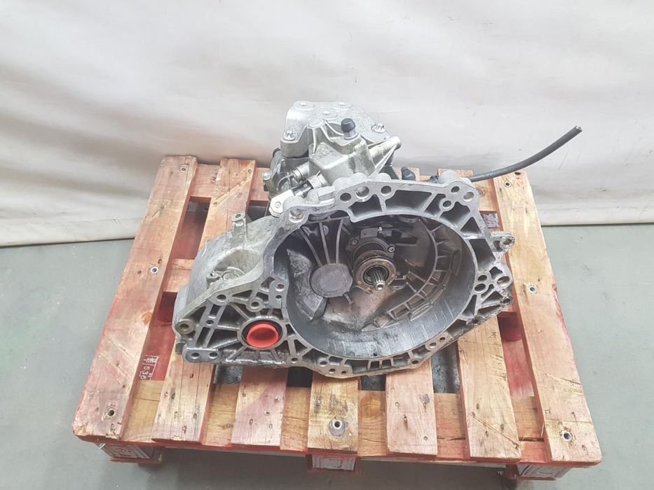 OPEL CORSA D TRANSMISSION BOX REF. M26
