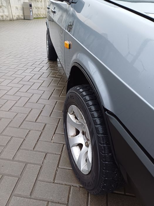 Ваз 2109 , 1,5 газ/ бензин