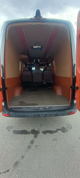 Mercedes- sprinter
