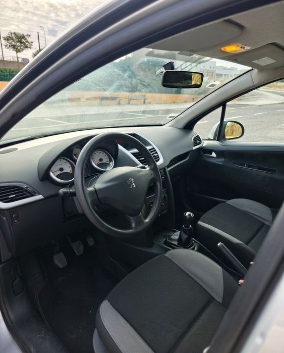 Peugeot 207 1.4 16v VTI 5p 75000Klm
