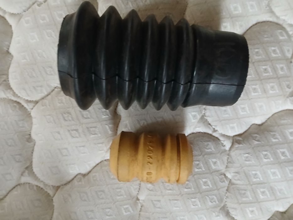 Продам отбойник,пыльник.