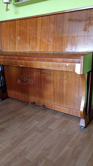 Sprzedam Pianino Elegia