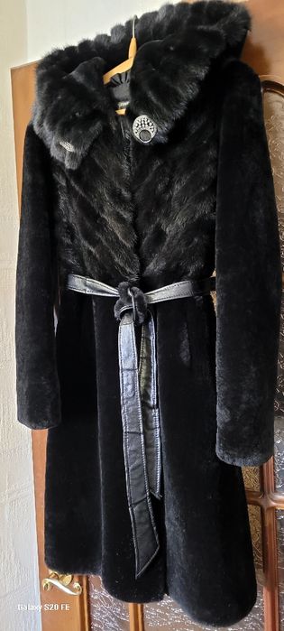 Терміново продам шубку з натурального мутону