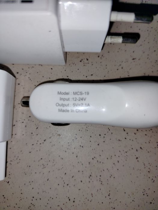 Ładowarki HUAWEI + ładowarka samochodowa  + gratis