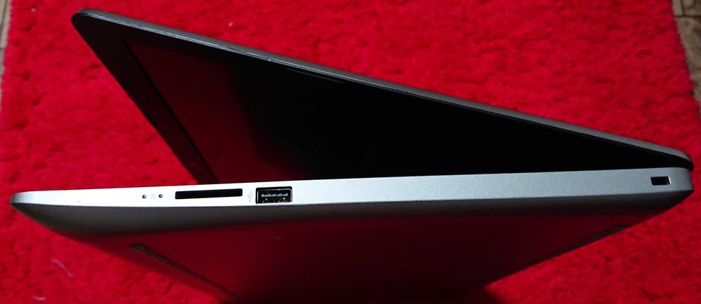HP /17,3" FHD/i5-10210/SSD 256Gb/HDD 1 Tb/8 Gb DDR4/Radeon 530/батарея 3 час