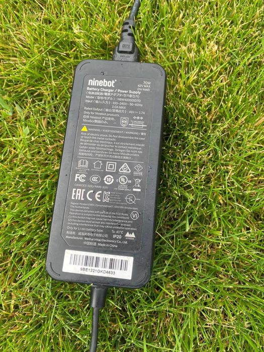 Електросамокат Segway-Ninebot F25E