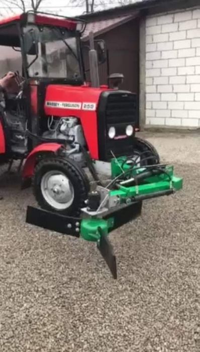 Wygarniacz gałęzi patyków wymiatacz