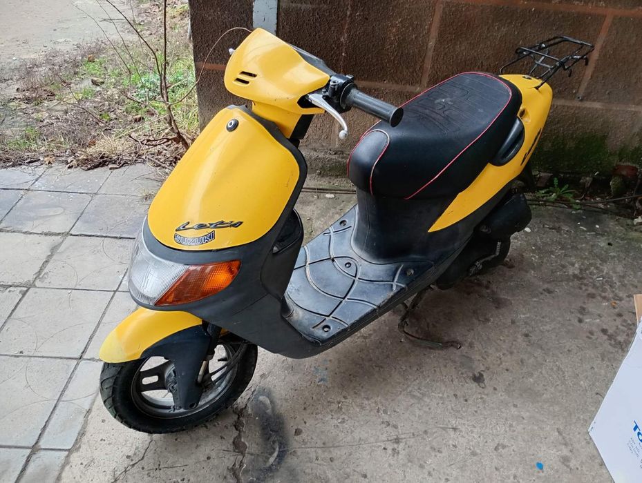 продам скутер сузукі