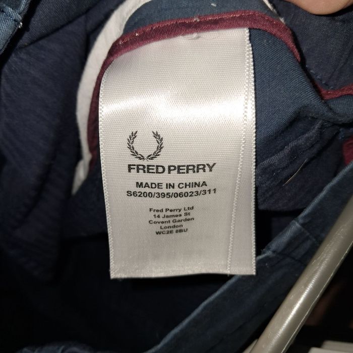 Шорти фред пері .