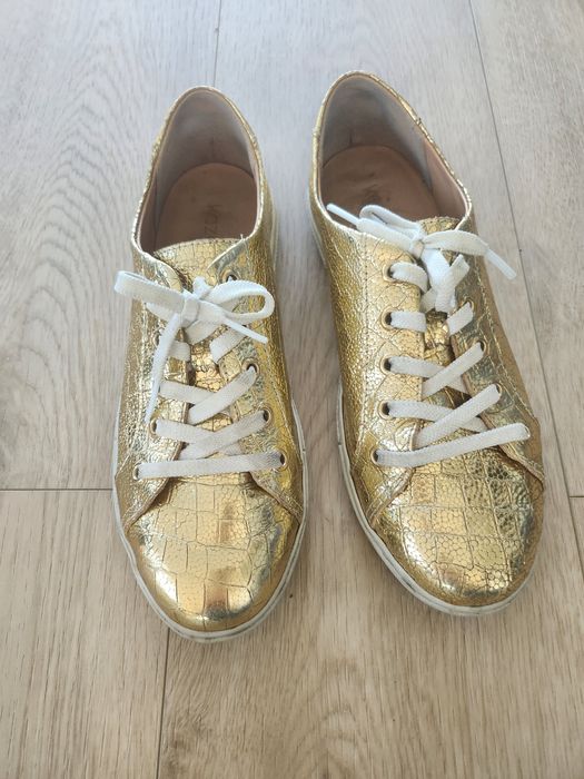 Sneakersy kazar zlote