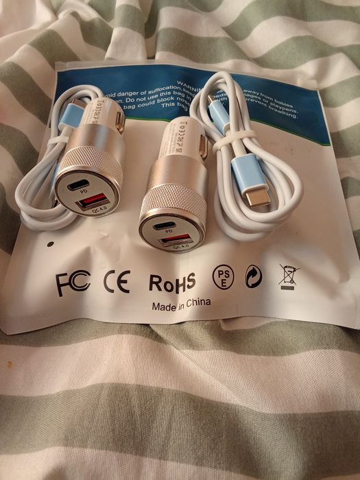 2x ładowarka samochodowa