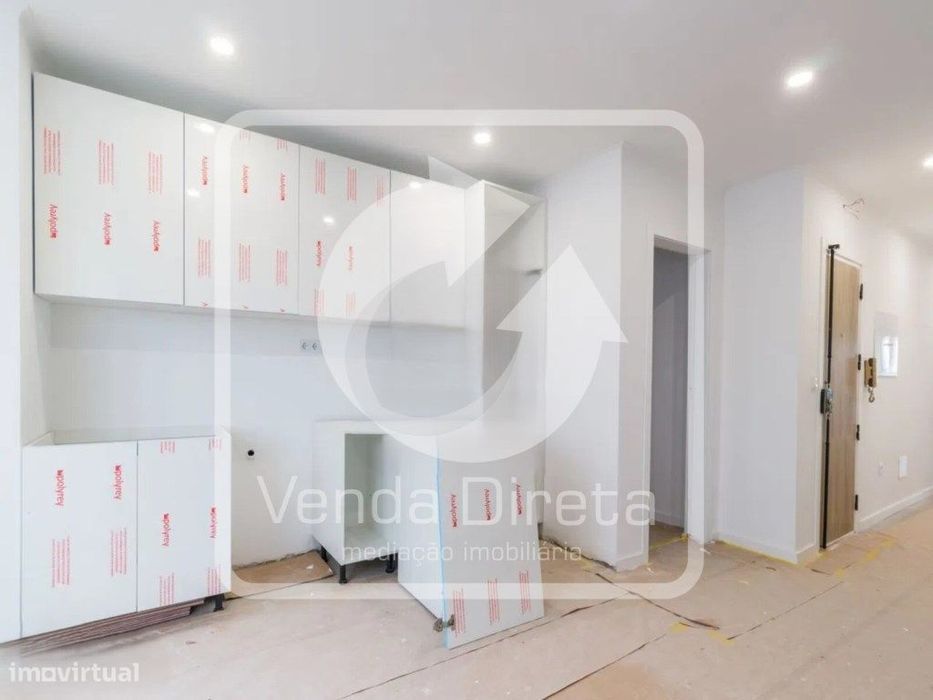 Apartamento T3 totalmente remodelado - Vista Rio! — Alto Do Seixalinho, Santo André E Verderena, Setúbal