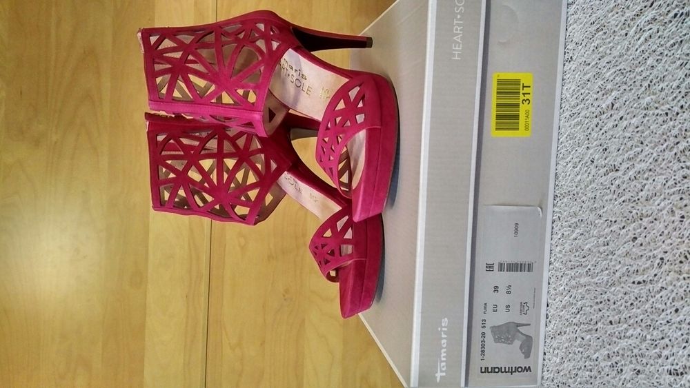 Tamaris nowe skórzane sandały 39