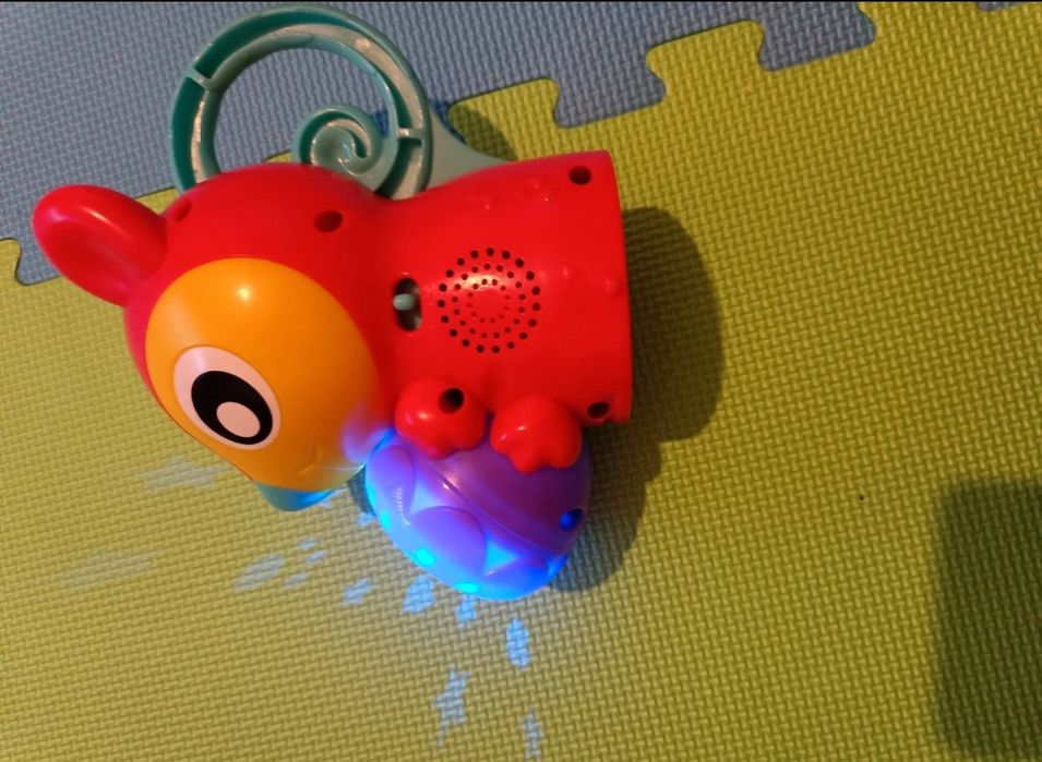 Tapete de atividades da Playgro