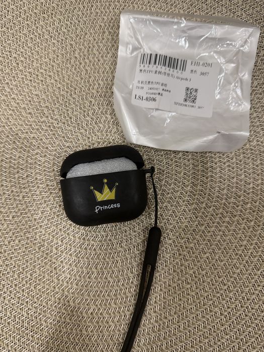 Чохол для навушників Airpods 3