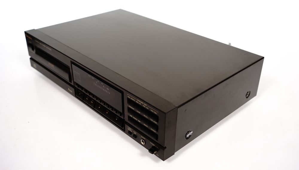 Odtwarzacz CD TECHNICS SL-PG420A MASH 4DAC laser Philips CDM4/19