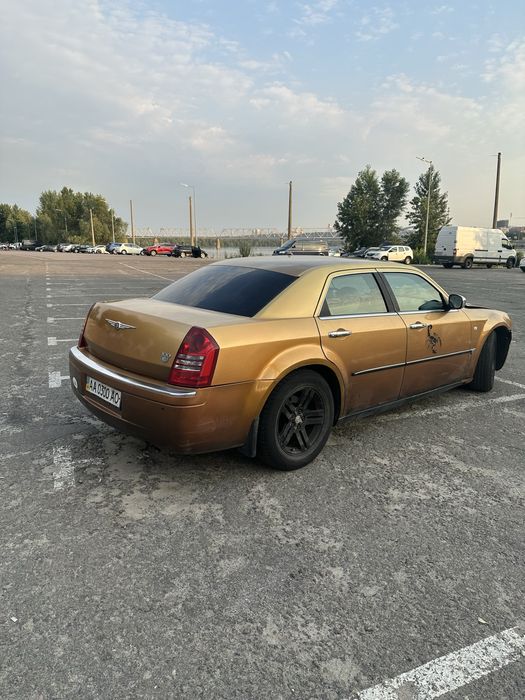 Продам Chrysler 300c