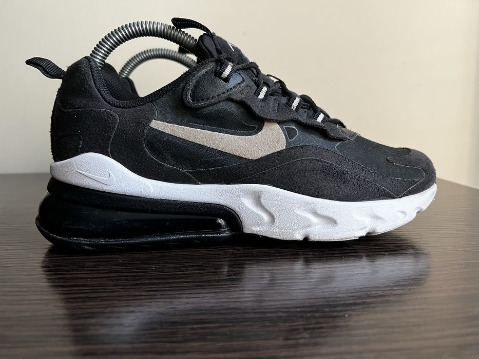 Кросівки Nike Air Max 270 React BQ0103-009 Розмір 39 на 25 см