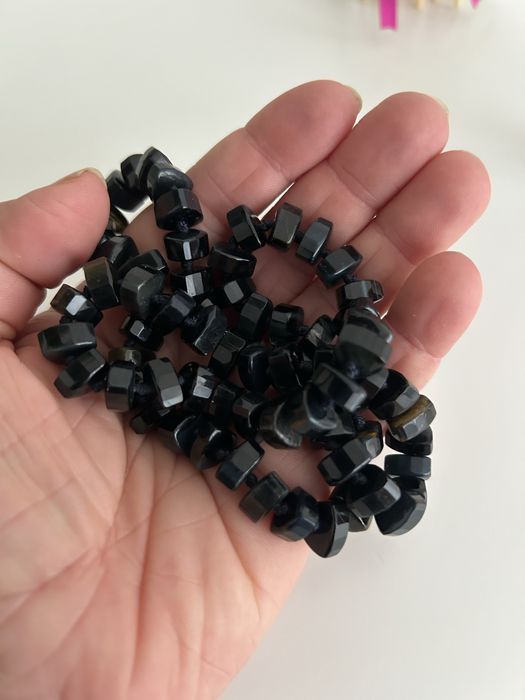 Соколине око коралі буси натуральне каміння