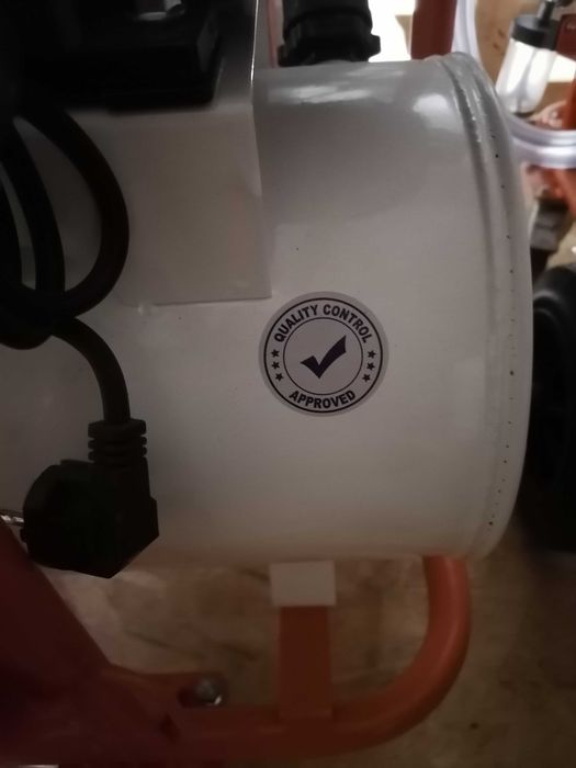 Carro de ordenha para cabras ou ovelhas