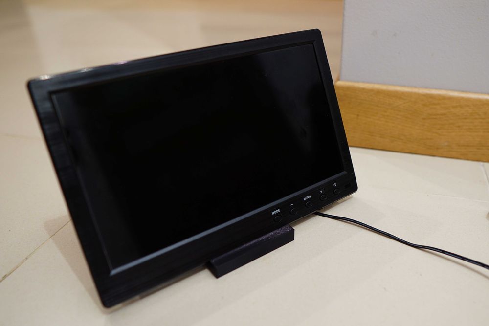 Nvox monitor ekran hd led  10 " cali hdmi vga usb2xAV 12V slim